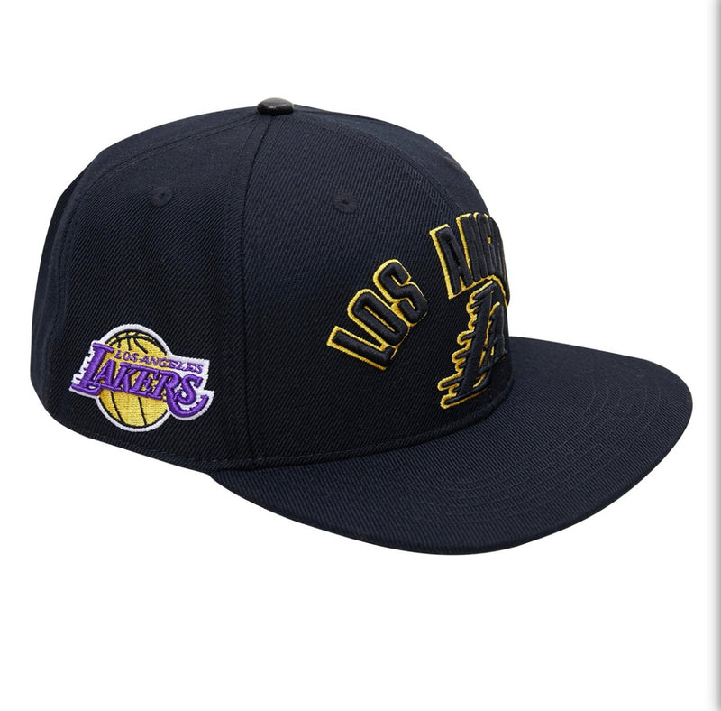 PRO STANDARD LAKERS HAT (BLACK)